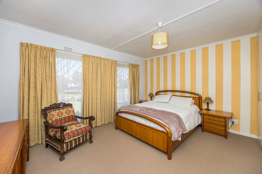 3 Bedroom Property for Sale in Sunningdale Western Cape